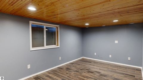 Tiny photo for 1524 Ridge, Mt Pleasant, MI 48858 (MLS # 1943578)