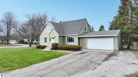 Tiny photo for 1524 Ridge, Mt Pleasant, MI 48858 (MLS # 1943578)