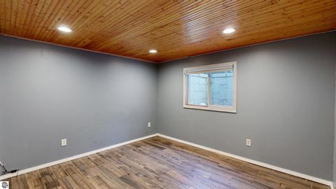 Tiny photo for 1524 Ridge, Mt Pleasant, MI 48858 (MLS # 1943578)