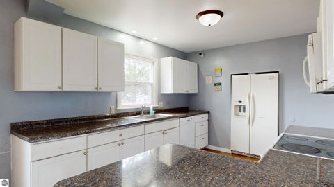 Tiny photo for 1524 Ridge, Mt Pleasant, MI 48858 (MLS # 1943578)