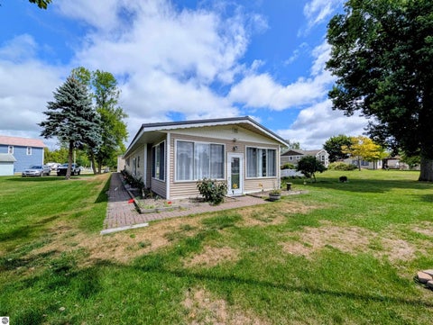 Tiny photo for 1656 Riverside Drive, Au Gres, MI 48703 (MLS # 1949733)