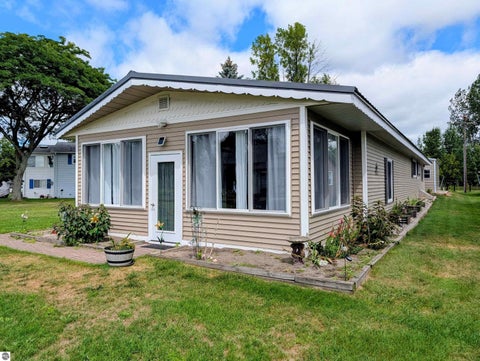 Tiny photo for 1656 Riverside Drive, Au Gres, MI 48703 (MLS # 1949733)
