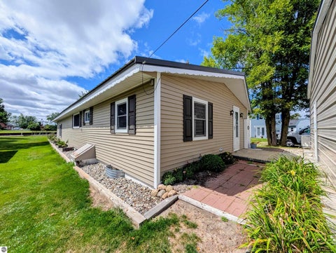 Tiny photo for 1656 Riverside Drive, Au Gres, MI 48703 (MLS # 1949733)