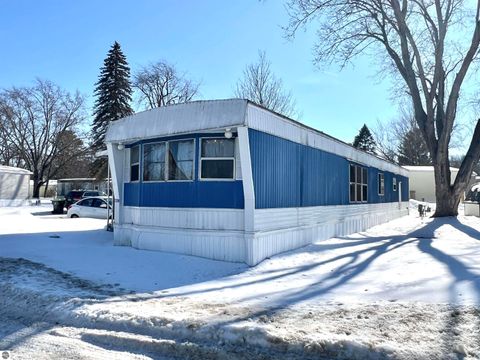 Tiny photo for 2201 Country Acres Drive, Cadillac, MI 49601 (MLS # 1942285)