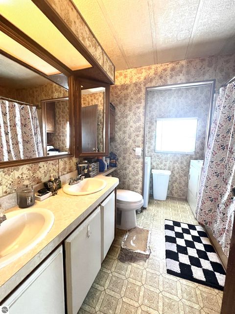 Tiny photo for 2201 Country Acres Drive, Cadillac, MI 49601 (MLS # 1942285)