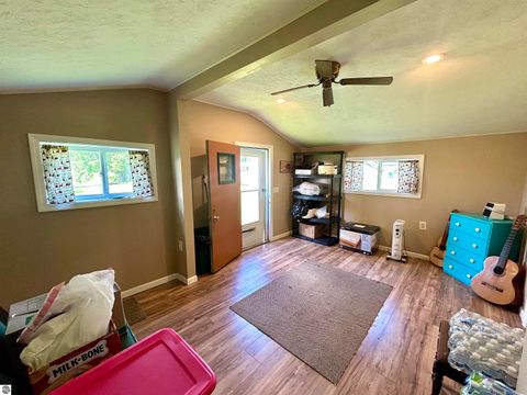 Tiny photo for 9312 Elizabeth Road, Houghton Lake, MI 48629 (MLS # 1946744)