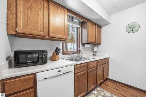 Tiny photo for 3906 Sherwood Forest Drive #19, Traverse City, MI 49686 (MLS # 1942287)