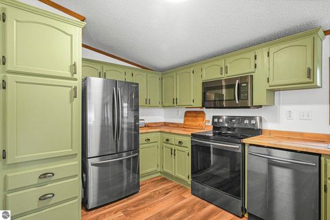 Tiny photo for 105 Bass Court, Cadillac, MI 49601 (MLS # 1945261)