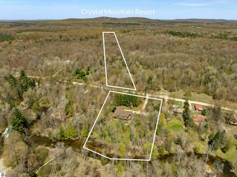 Tiny photo for 15021 Holly Drive, Thompsonville, MI 49683 (MLS # 1944920)