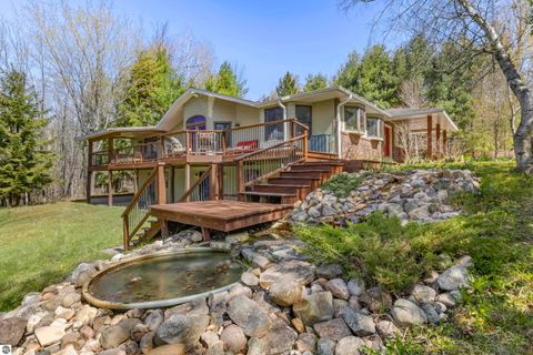 Tiny photo for 15021 Holly Drive, Thompsonville, MI 49683 (MLS # 1944920)