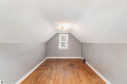 Tiny photo for 909 Weiss Street, Saginaw, MI 48602 (MLS # 1941477)
