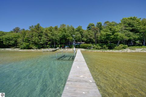 Tiny photo for 4152 N Omena Point Road, Omena, MI 49674 (MLS # 1943990)
