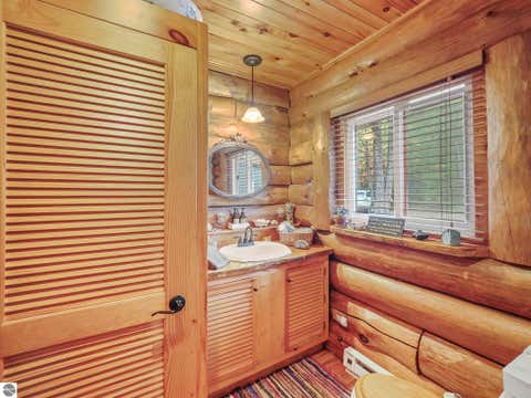 Tiny photo for 9098 Sunset Trail, NE, Mancelona, MI 49659 (MLS # 1947468)