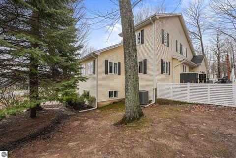 Tiny photo for 5578 Heritage Way, Traverse City, MI 49685 (MLS # 1943869)