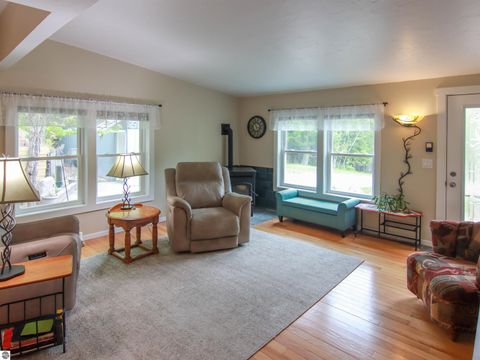 Tiny photo for 8086 Narrow Gauge Road, Beulah, MI 49617 (MLS # 1943153)