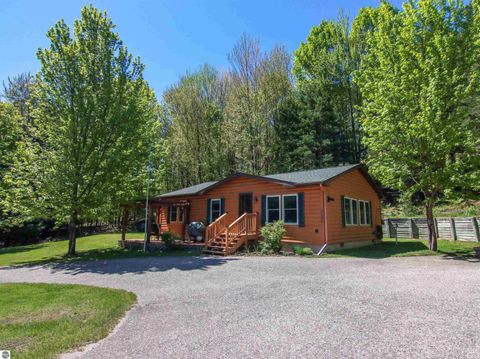 Tiny photo for 8086 Narrow Gauge Road, Beulah, MI 49617 (MLS # 1943153)