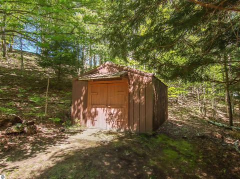 Tiny photo for 8086 Narrow Gauge Road, Beulah, MI 49617 (MLS # 1943153)