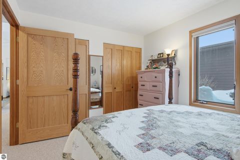 Tiny photo for 2135 Hammond Place W Pl, Traverse City, MI 49686 (MLS # 1943170)