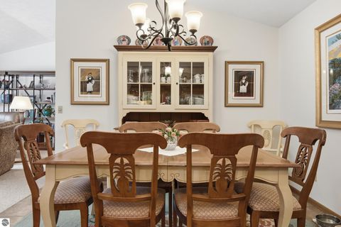 Tiny photo for 2135 Hammond Place W Pl, Traverse City, MI 49686 (MLS # 1943170)