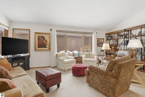 Tiny photo for 2135 Hammond Place W Pl, Traverse City, MI 49686 (MLS # 1943170)