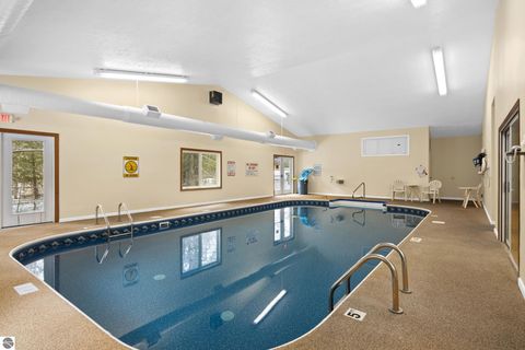 Tiny photo for 2135 Hammond Place W Pl, Traverse City, MI 49686 (MLS # 1943170)