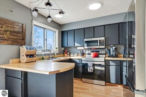 Tiny photo for 316 E Main, Hale, MI 48739 (MLS # 1942341)