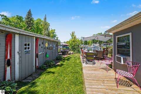 Tiny photo for 152 Hilda Drive, Farwell, MI 48622 (MLS # 1942659)