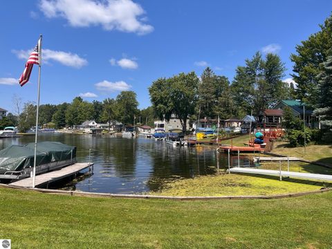 Tiny photo for 152 Hilda Drive, Farwell, MI 48622 (MLS # 1942659)
