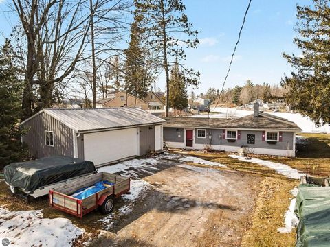 Tiny photo for 152 Hilda Drive, Farwell, MI 48622 (MLS # 1942659)