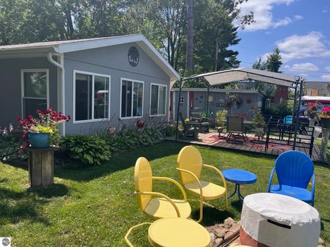 Tiny photo for 152 Hilda Drive, Farwell, MI 48622 (MLS # 1942659)