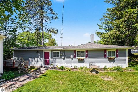 Tiny photo for 152 Hilda Drive, Farwell, MI 48622 (MLS # 1942659)