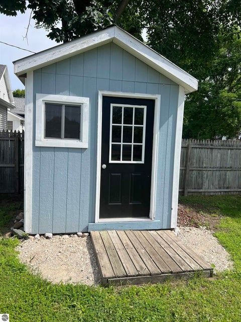 Tiny photo for 153 Allen Avenue, Alma, MI 48801 (MLS # 1947345)