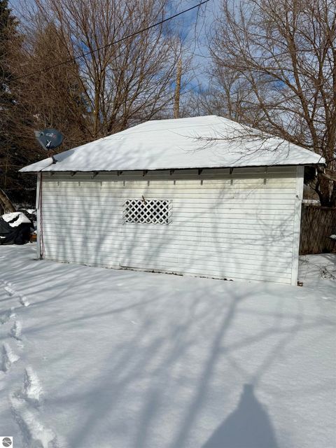 Tiny photo for 616 Bridge Avenue, Alma, MI 48801 (MLS # 1942178)
