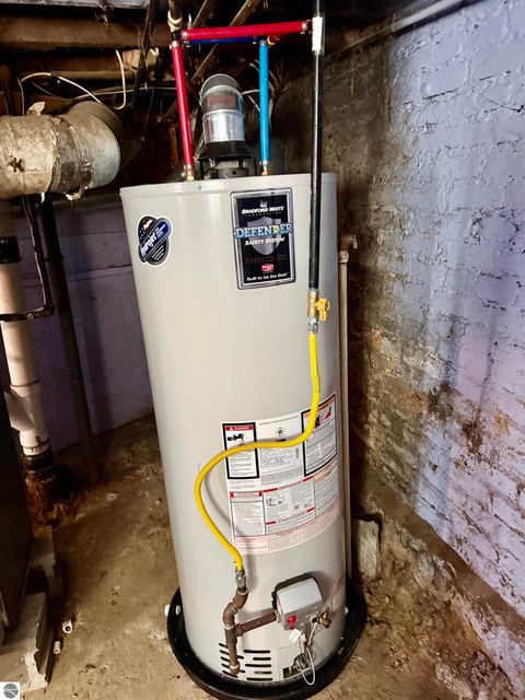 Tiny photo for 616 Bridge Avenue, Alma, MI 48801 (MLS # 1942178)