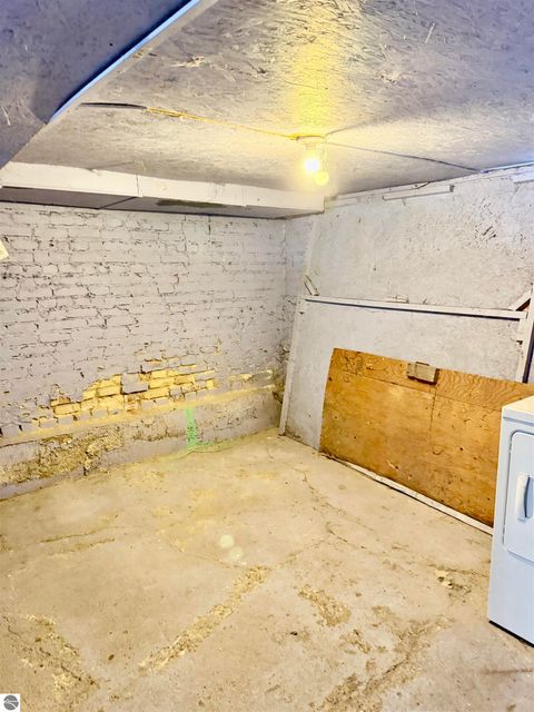 Tiny photo for 616 Bridge Avenue, Alma, MI 48801 (MLS # 1942178)