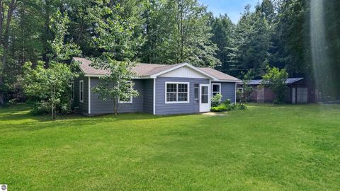 Tiny photo for 180 E Sanborn Road, Lake City, MI 49651 (MLS # 1943764)