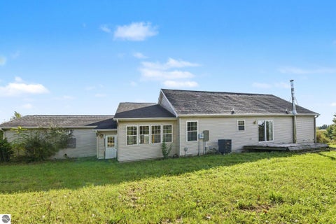 Tiny photo for 1600 Secor Farm Trail, Traverse City, MI 49684 (MLS # 1950778)