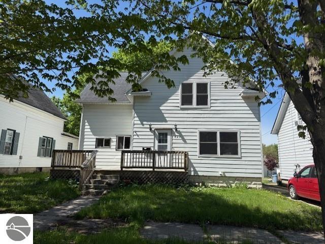 Photo 1 of 23 — 825 Wallace Street, Cadillac, MI 49601