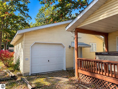 Tiny photo for 109 Maple Bluffs, Prudenville, MI 48651 (MLS # 1951693)