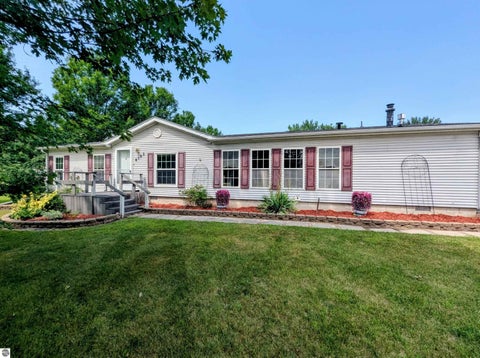 Tiny photo for 4195 Wheeler Road, Bay City, MI 48706 (MLS # 1948609)