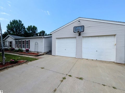 Tiny photo for 4195 Wheeler Road, Bay City, MI 48706 (MLS # 1948609)