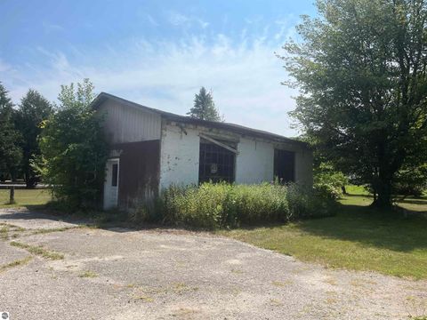 Tiny photo for 2354 E Huron RD, Au Gres, MI 49703 (MLS # 1948487)