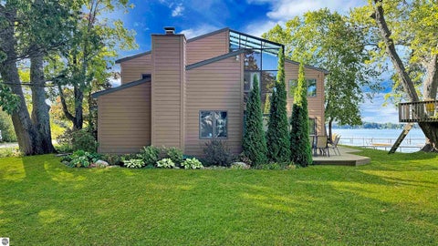 Tiny photo for 311 E Lake Mitchell Drive, Cadillac, MI 49601 (MLS # 1947371)