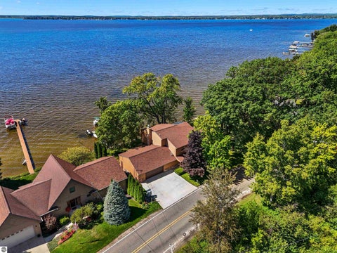 Tiny photo for 311 E Lake Mitchell Drive, Cadillac, MI 49601 (MLS # 1947371)