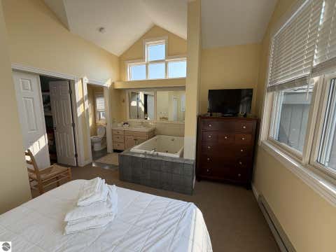Tiny photo for 7 Pinnacle Place, Glen Arbor, MI 49636 (MLS # 1948867)