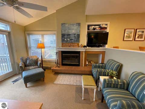 Tiny photo for 7 Pinnacle Place, Glen Arbor, MI 49636 (MLS # 1948867)