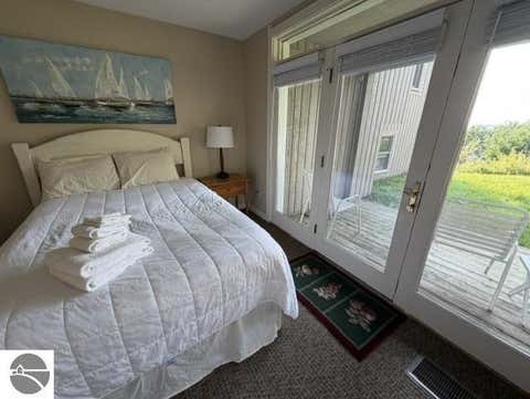 Tiny photo for 7 Pinnacle Place, Glen Arbor, MI 49636 (MLS # 1948867)
