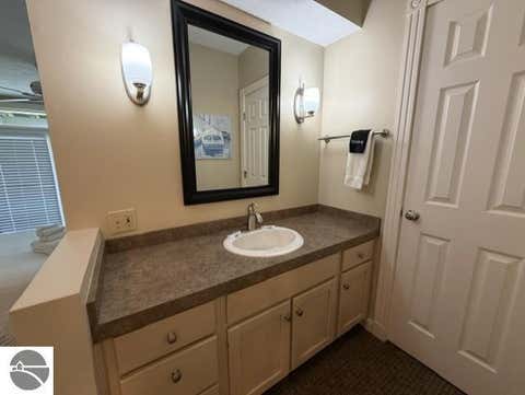 Tiny photo for 7 Pinnacle Place, Glen Arbor, MI 49636 (MLS # 1948867)