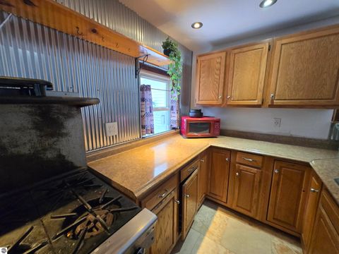 Tiny photo for 1008 Clifford Street, East Tawas, MI 48730 (MLS # 1945537)