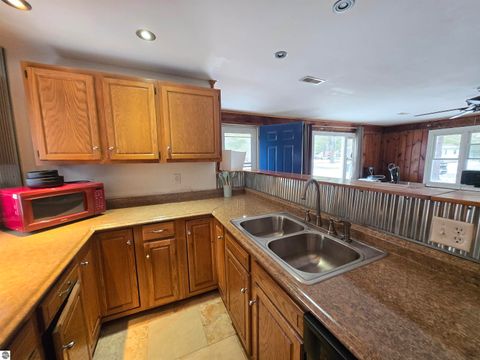 Tiny photo for 1008 Clifford Street, East Tawas, MI 48730 (MLS # 1945537)